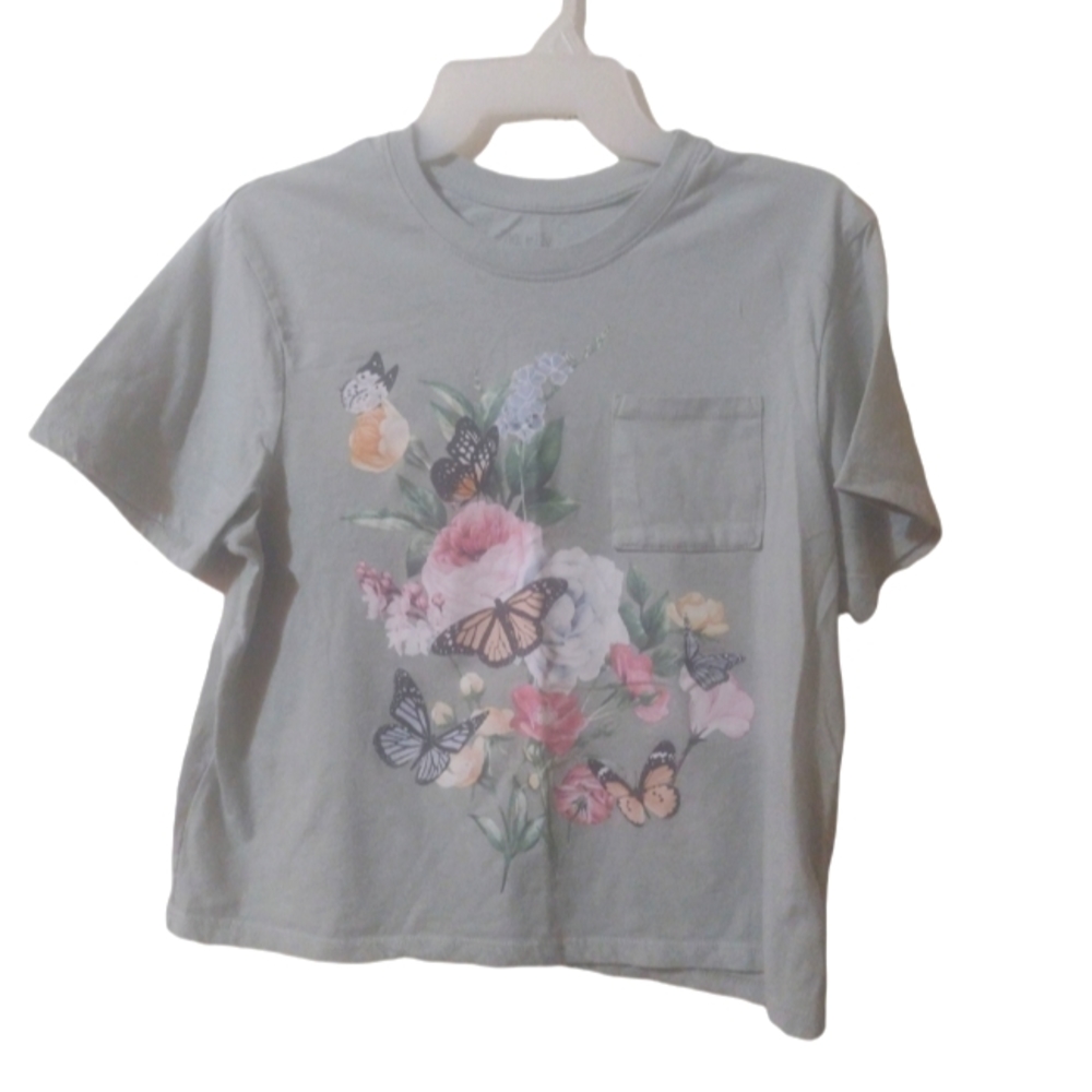 ZOE  & LIV®™ 🦋BUTTERFLY"CROP🦋 TOP